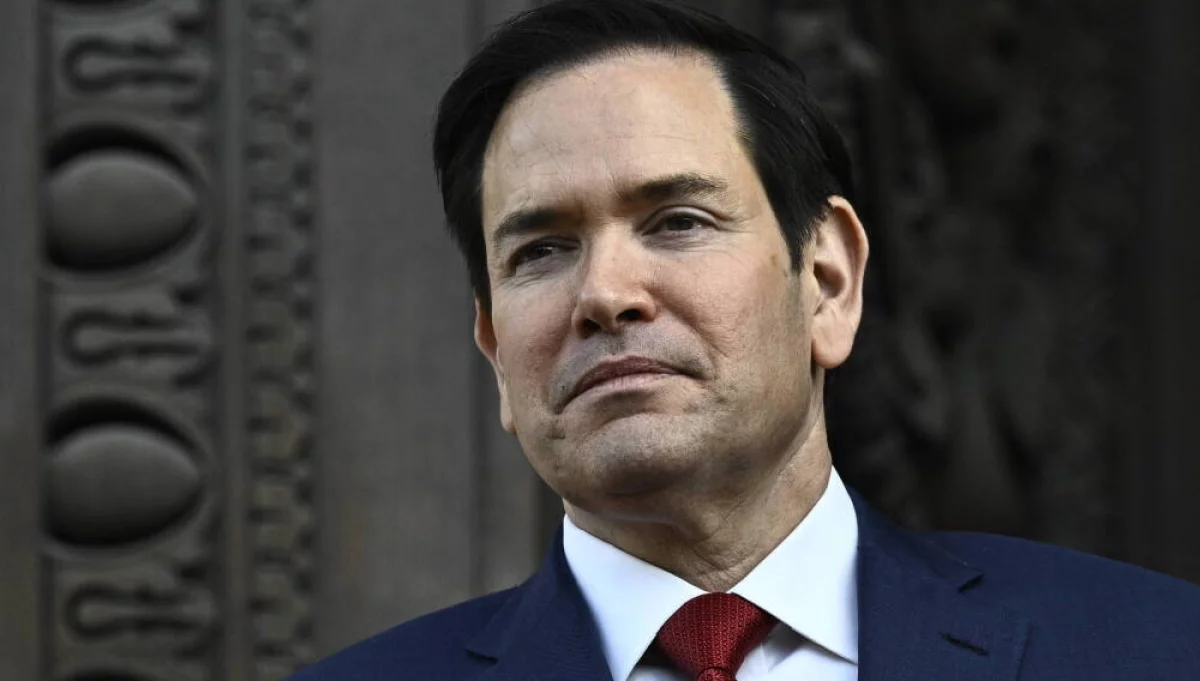 Marco Rubio - sekretarz stanu USA  (Fot. PAP/EPA/JULIEN DE ROSA / POOL)