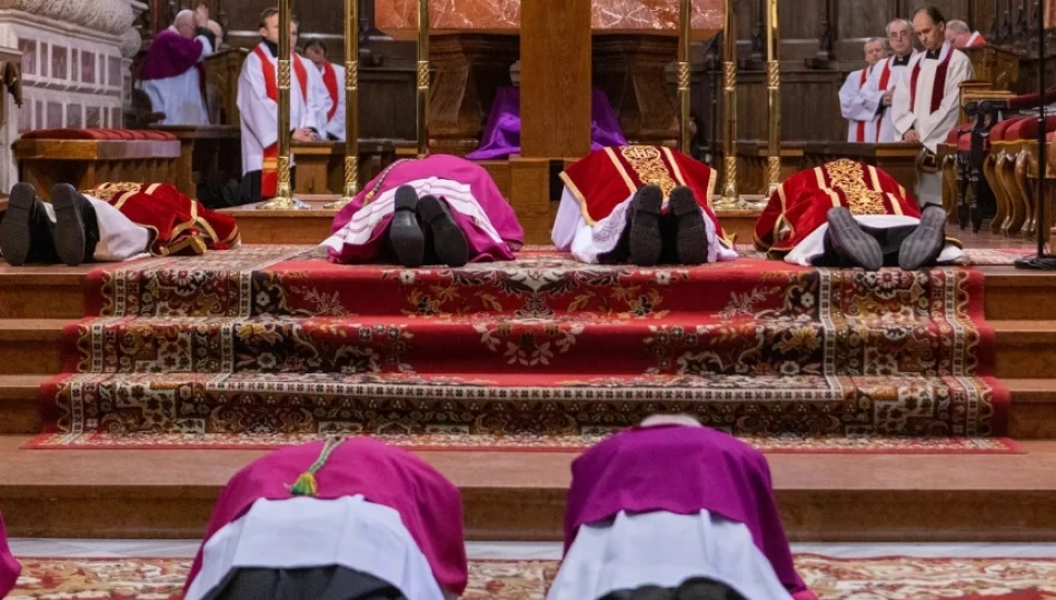 Wielki Piątek: Liturgia Męki Pańskiej i adoracja Krzyża - zdjęcie 1