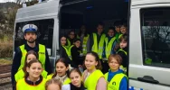 Policjanci i uczniowie rozdawali "słoneczka" oraz... czerwone kartki - zdjęcie 2