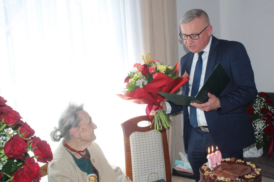 Pani Bronisława Wątroba świętowała 100. urodziny - zdjęcie 7