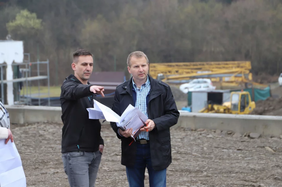 Powstaje nowy budynek wielofunkcyjny  - zdjęcie 2