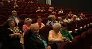 Miasto Limanowa otrzymało certyfikat „Gmina przyjazna Seniorom”, mieszkańcom wydano pierwsze Ogólnopolskie Karty Seniora - zdjęcie 2