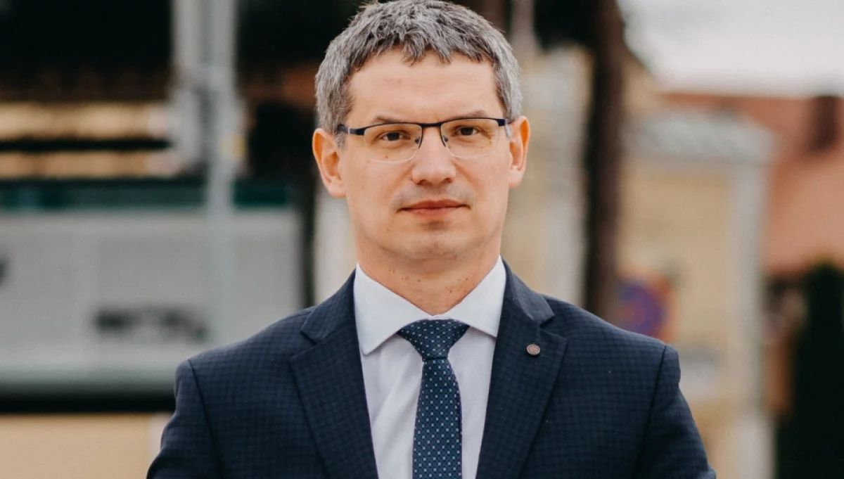 Wójt gminy Tymbark Paweł Ptaszek/fot.: profil Facebook
