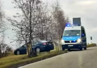 Uderzyła w policyjny radiowóz - zdjęcie główne