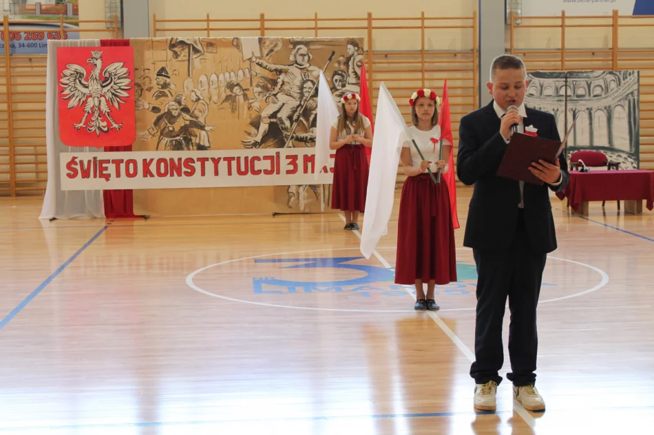 „3 maja – cóż to za data?”- obchody Święta Konstytucji w Szkole Podstawowej nr 3 - zdjęcie 4