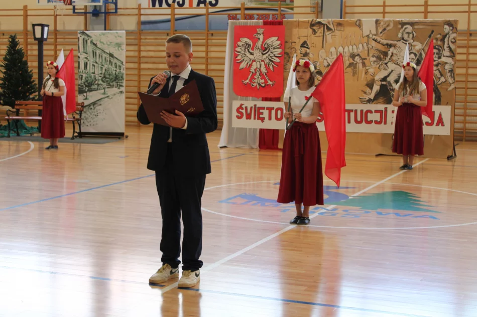 „3 maja – cóż to za data?”- obchody Święta Konstytucji w Szkole Podstawowej nr 3 - zdjęcie 13