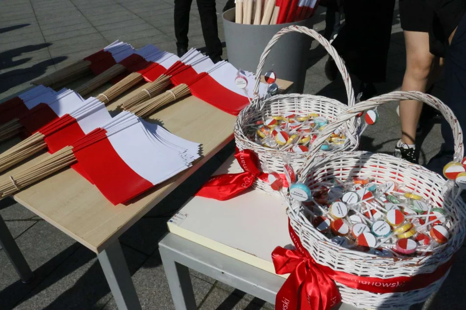 Patriotyczne świętowanie na limanowskim rynku! - zdjęcie 5