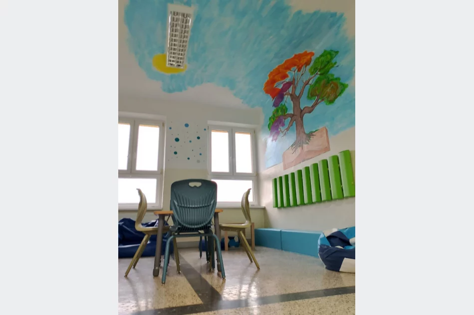 Nowa strefa relaksu w szkole  - zdjęcie 7