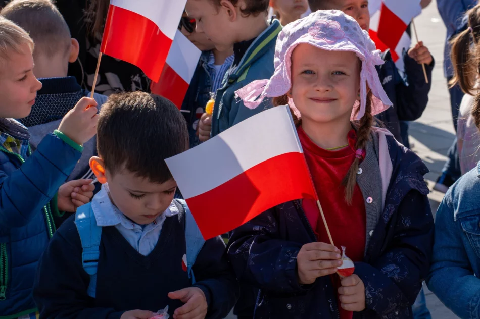 Patriotyczne obchody na limanowskim rynku (ZDJĘCIA) - zdjęcie 8