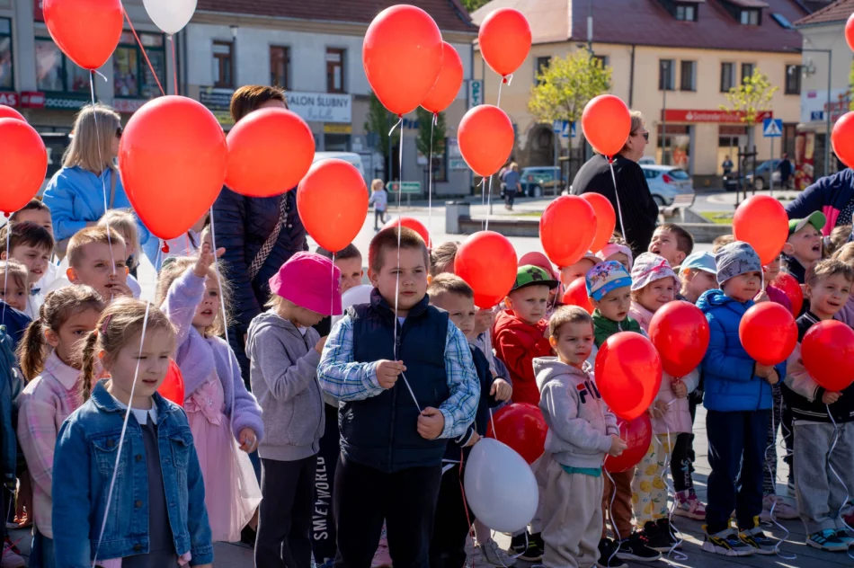 Patriotyczne obchody na limanowskim rynku (ZDJĘCIA) - zdjęcie 9