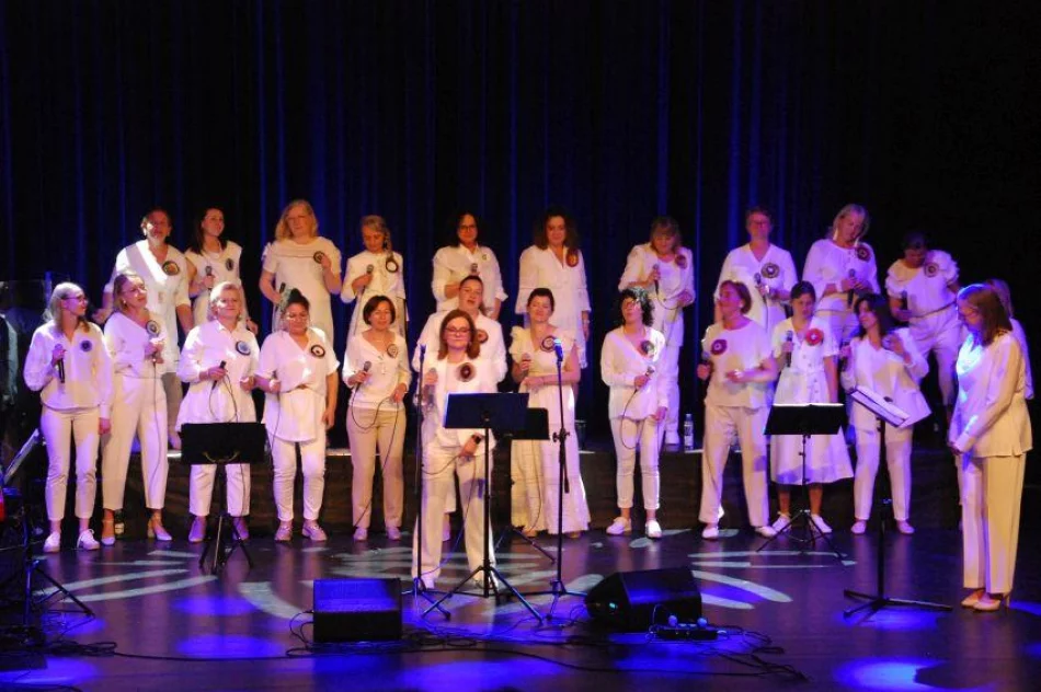 Chór Gospel przy MOK świętował dziesięciolecie działalności - zdjęcie 15