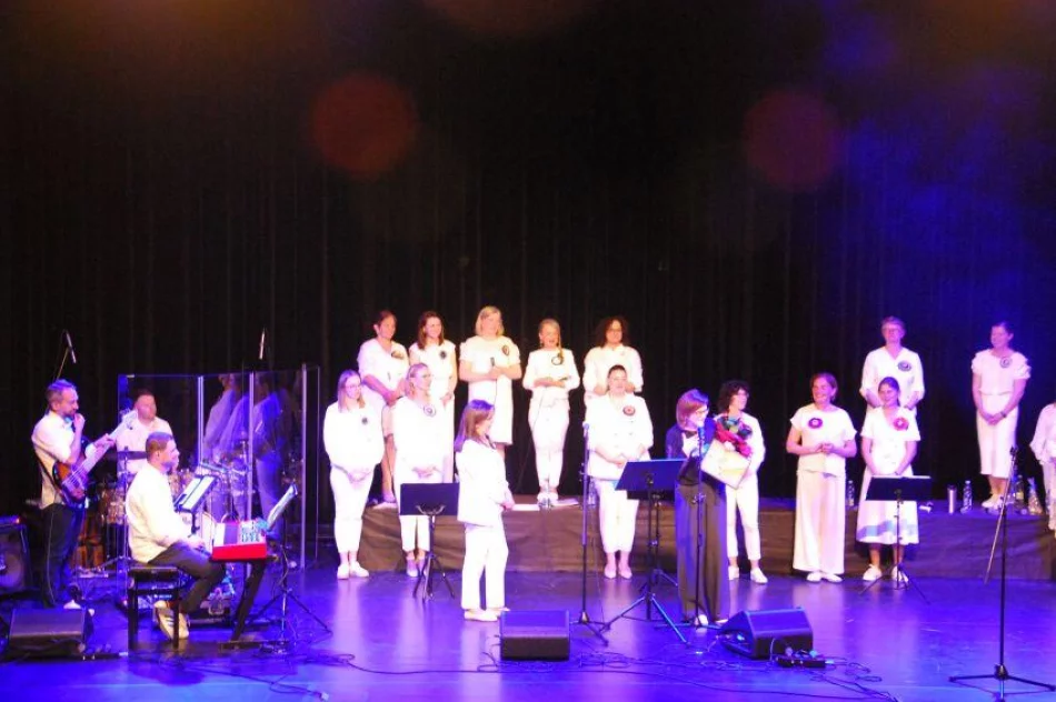 Chór Gospel przy MOK świętował dziesięciolecie działalności - zdjęcie 20