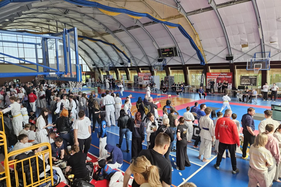 6 medali i 6 miejsce drużynowo dla Limanowskiego Klubu Kyokushin Karate na Mistrzostwach Polski PZKK - zdjęcie 4