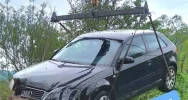 Audi uderzyło w drzewo i wpadło do rzeki  - zdjęcie 5
