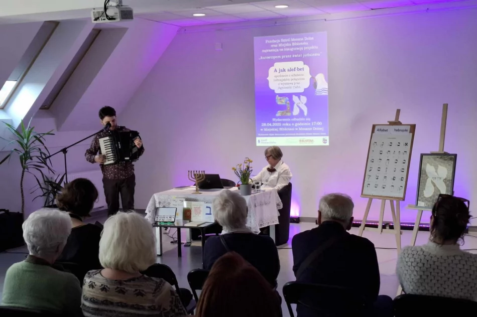 Spotkanie w bibliotece wokół alfabetu hebrajskiego - zdjęcie 3