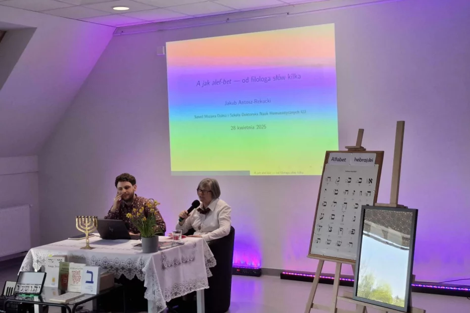 Spotkanie w bibliotece wokół alfabetu hebrajskiego - zdjęcie 5