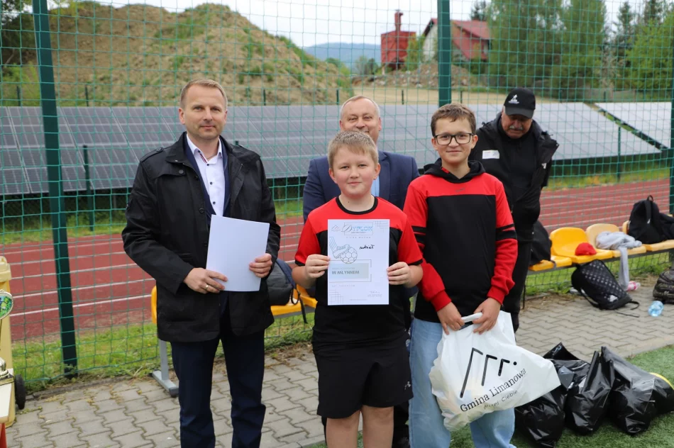 Rupniów Mistrzami Gminy Limanowa w Piłce Nożnej Dzieci CHŁOPCÓW - zdjęcie 13