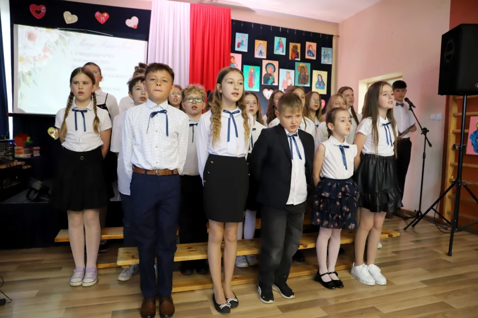 Święto Patronki Szkoły Podstawowej w Kłodnem - zdjęcie 9