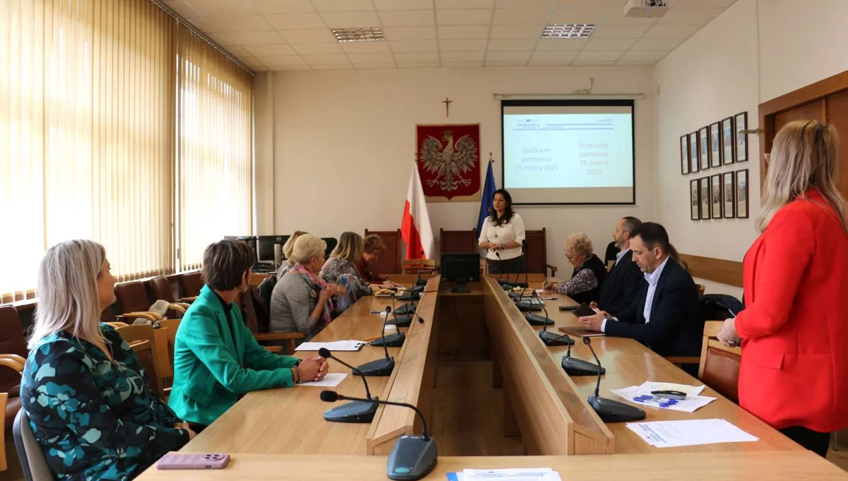 Spotkanie z przedstawicielami grup senioralnych, stowarzyszeń i instytucji w ramach projektu „Samorząd Przyjazny Seniorom”