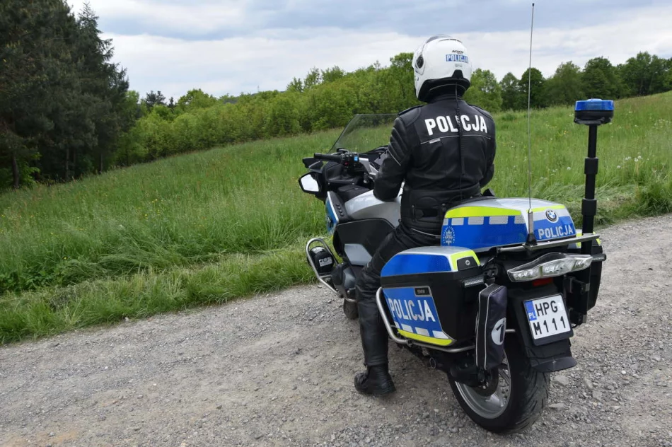 Zaginiona 44-latka odnaleziona w lesie. W akcji śmigłowiec i dron - zdjęcie 8