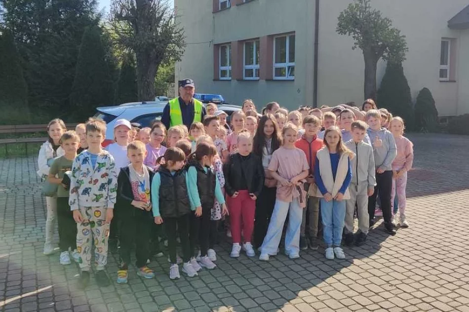 Policjanci odwiedzili szkołę podstawową - zdjęcie 3