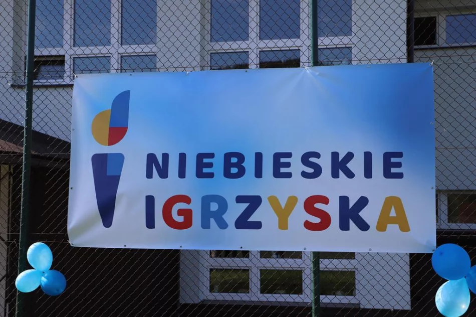 Szkoła zorganizowała Niebieskie Igrzyska (ZDJĘCIA) - zdjęcie 14