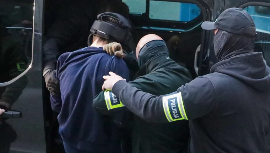 Usłyszał zarzuty zabójstwa, usiłowania zabójstwa i znieważenia zwłok - zdjęcie 1
