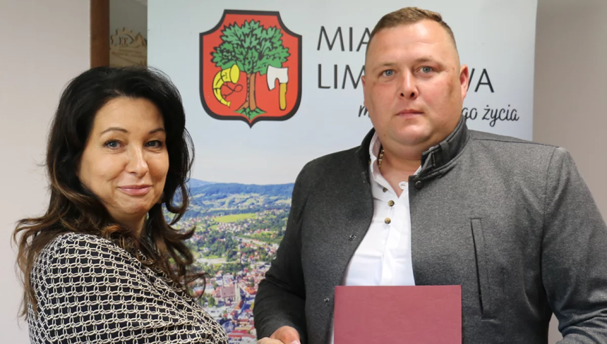 Podpisanie umowy dotyczącej rozbudowy sieci wodociągowej przy ul. Krakowskiej