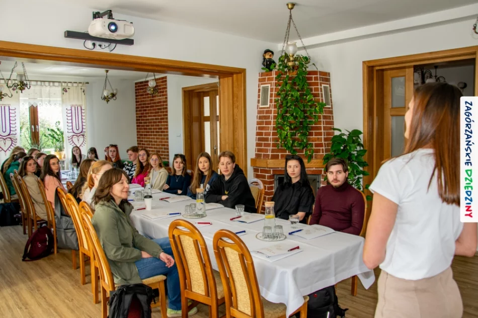 Studenci z Krakowa na praktykach - zdjęcie 17