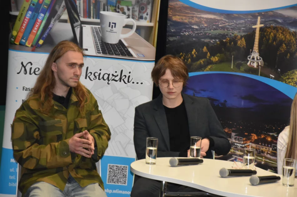 Młodzi twórcy zaprezentowali swoje książki  - zdjęcie 5