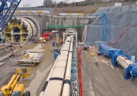 “Kinga” drąży od początku maja, powstało 50 m tunelu (ZDJĘCIA) - zdjęcie główne
