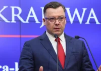 Prokuratura: zarzuty dla dwóch osób w związku z pożarem hali przy ul. Marywilskiej - zdjęcie główne