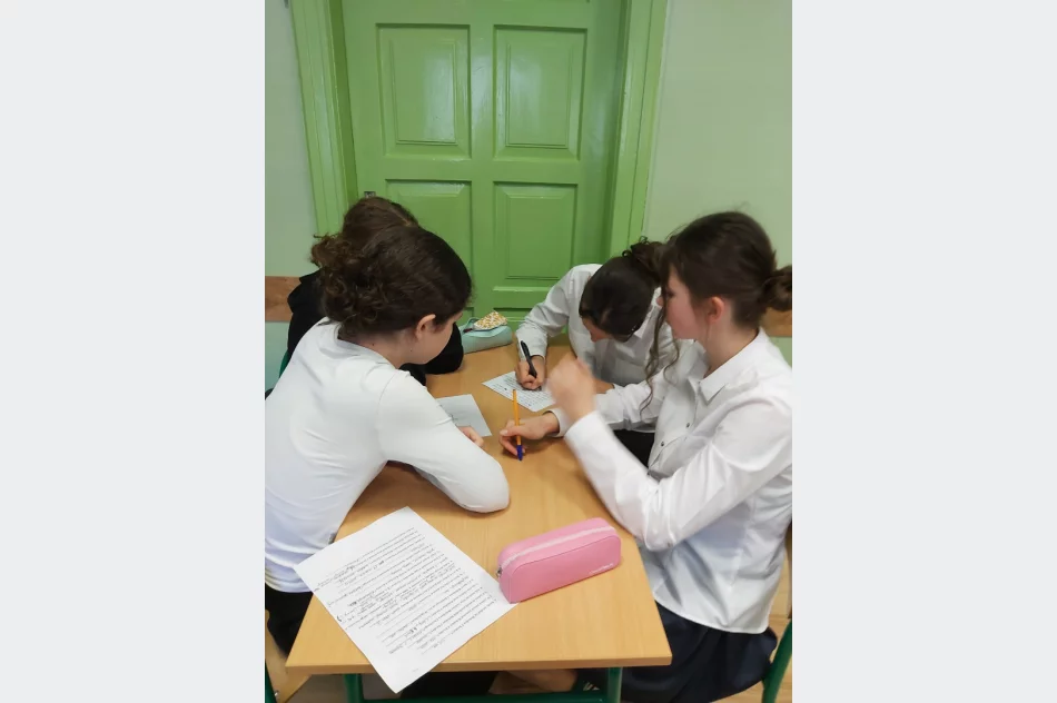 Udział uczniów SP Nr 2 w programie „1000-lecie państwa polskiego” - zdjęcie 12
