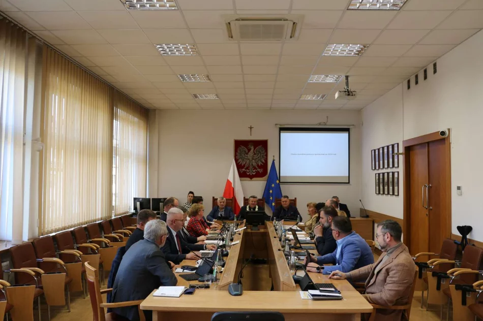 Odbyła się XV Sesja Rady Miasta Limanowa - zdjęcie 3