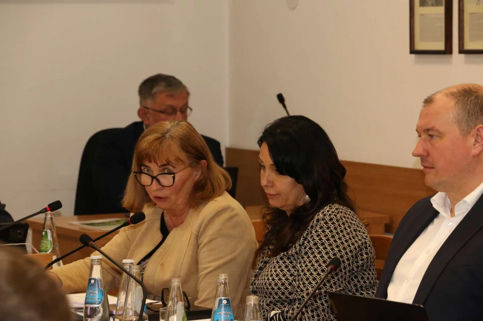 Odbyła się XV Sesja Rady Miasta Limanowa - zdjęcie 8