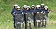 Limanowscy policjanci uczestniczyli w szkoleniu z użycia broni gładkolufowej - zdjęcie 3