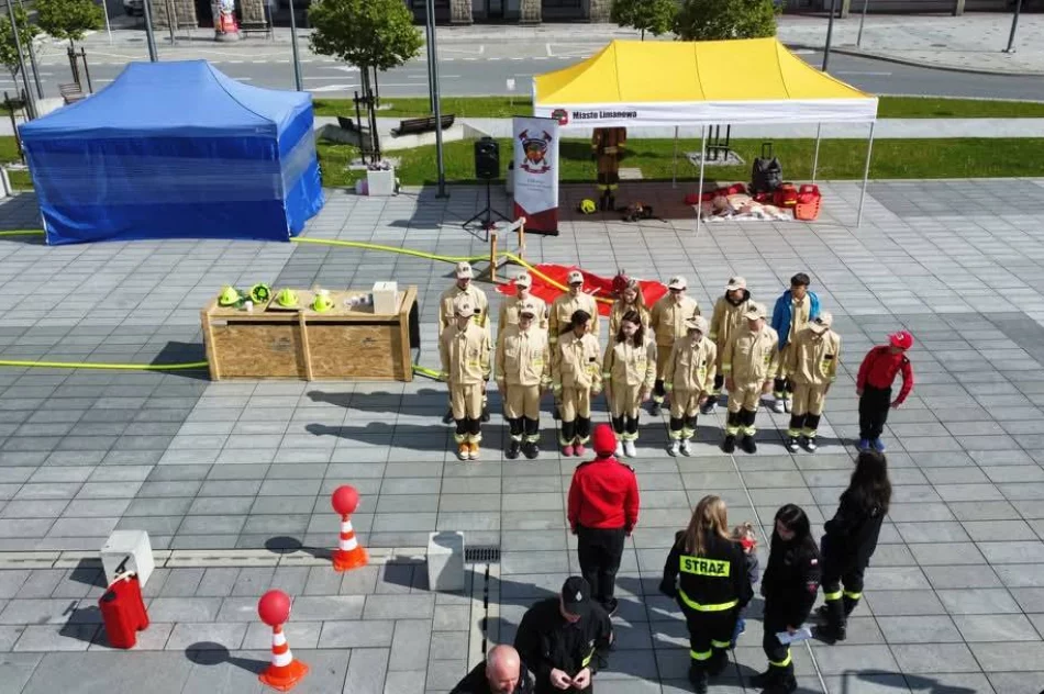 Na limanowskim rynku odbyła się akcja strażacka  - zdjęcie 2