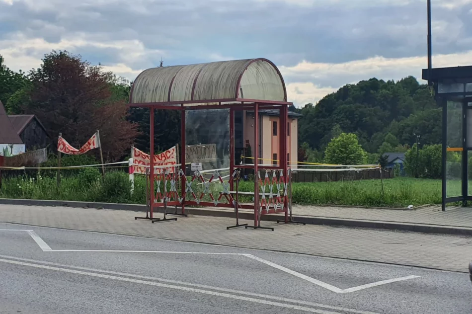 Kuriozalny przystanek - ciąg dalszy  - zdjęcie 7