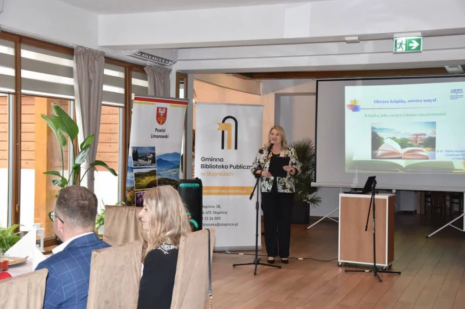 14 maja odbyła się Powiatowa Konferencja Bibliotekarzy - zdjęcie 20
