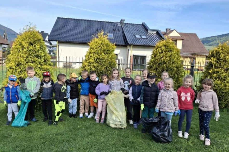 Mieszkańcy włączyli się w akcję sprzątania - zdjęcie 5