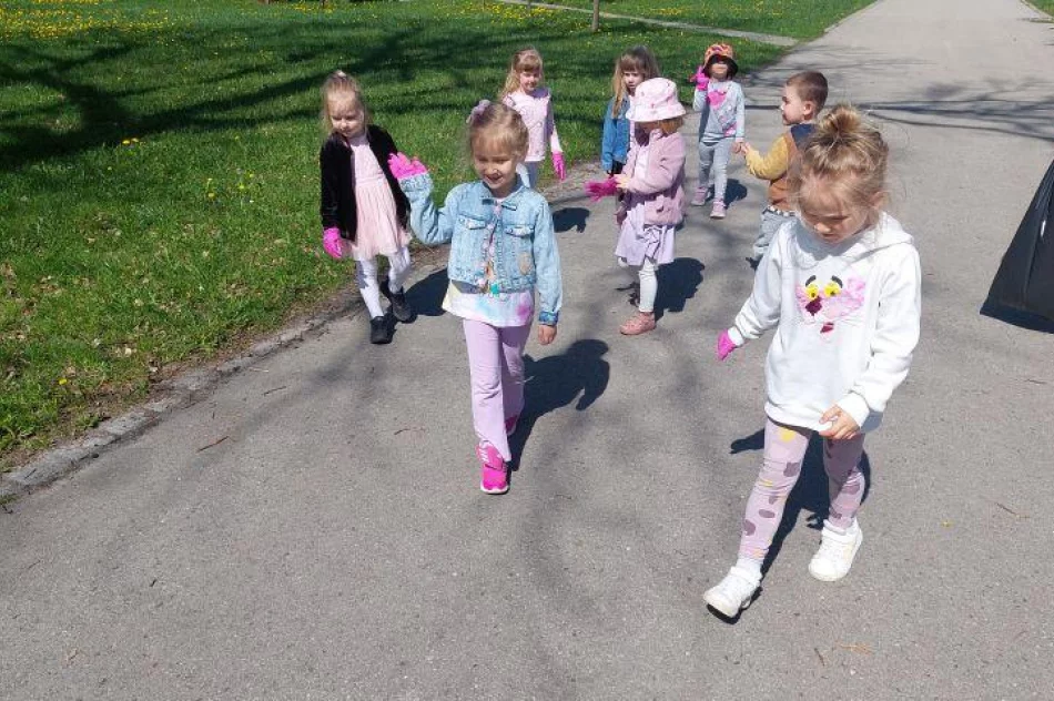 Mieszkańcy włączyli się w akcję sprzątania - zdjęcie 9