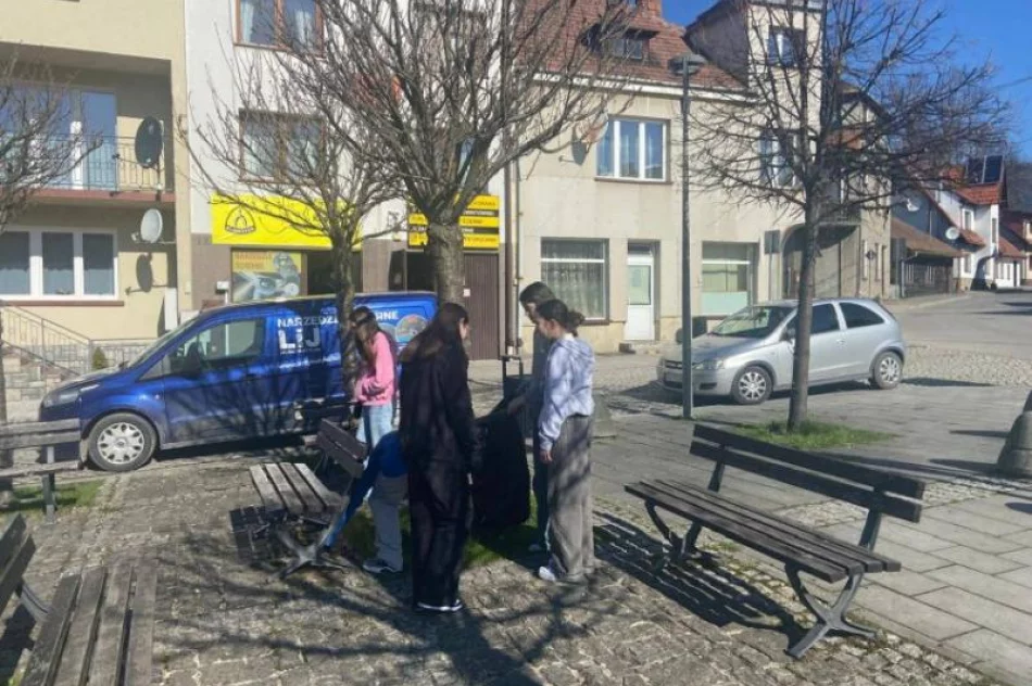 Mieszkańcy włączyli się w akcję sprzątania - zdjęcie 13