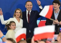 Małopolska: Nawrocki 35%,  Trzaskowski 24%.  - zdjęcie główne