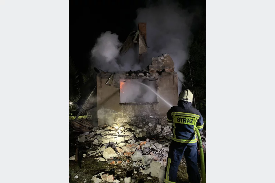 Trzy osoby zatrzymane po pożarze. Doszło do podpalenia? - zdjęcie 7