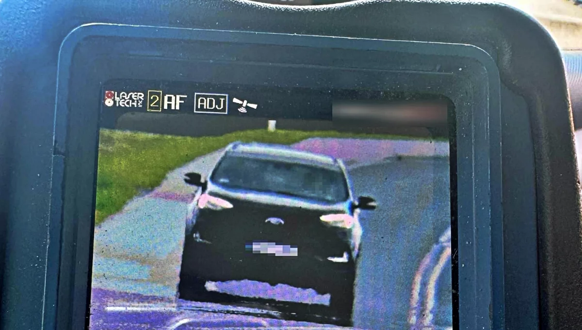 106 km/h w terenie zabudowanym. Kierowca stracił prawo jazdy