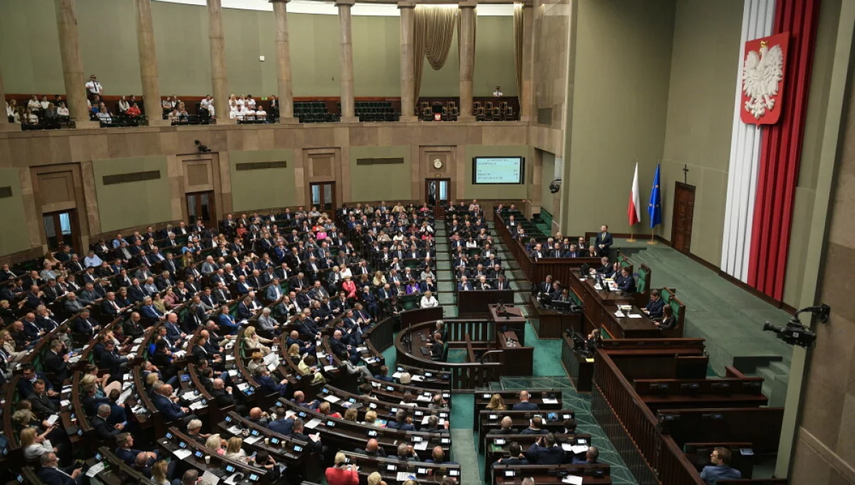 Przyjęto ustawę zakazującą sprzedaży wszystkich typów e-papierosów osobom nieletnim