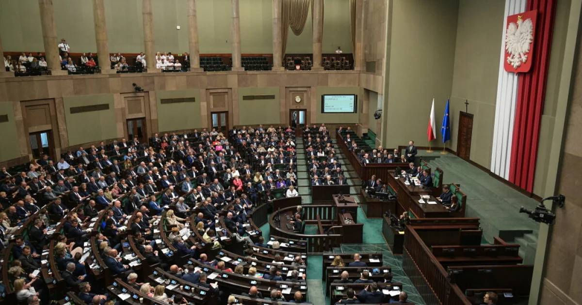Przyjęto ustawę zakazującą sprzedaży wszystkich typów e-papierosów osobom nieletnim