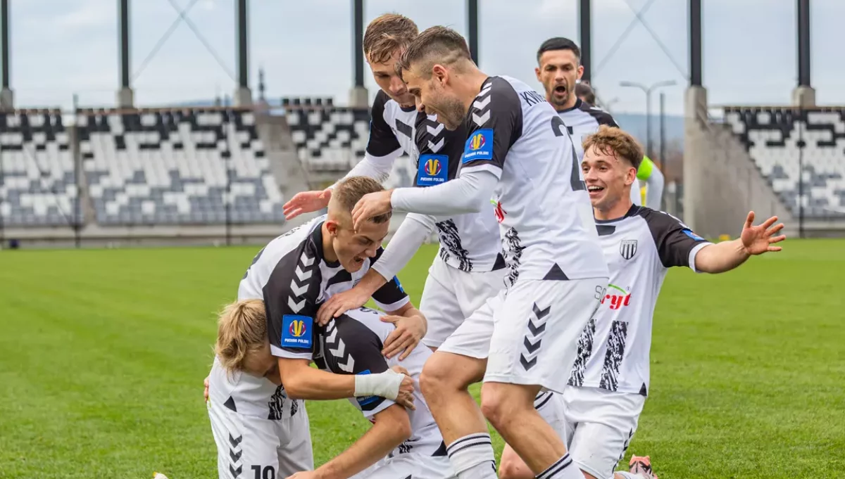 Sandecja awansowała do II ligi. Duży wkład wychowanka Uranu Łukowica.