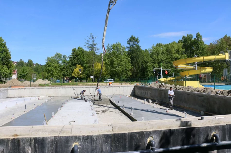 Trwa modernizacja otwartego basenu. Zakończenie prac w sierpniu - zdjęcie 5