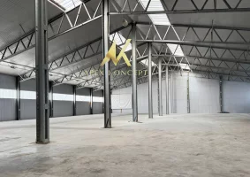 Połowa hali magazynowo - produkcyjnej (ok. 600 m2) Podłopień - Zdjęcie główne
